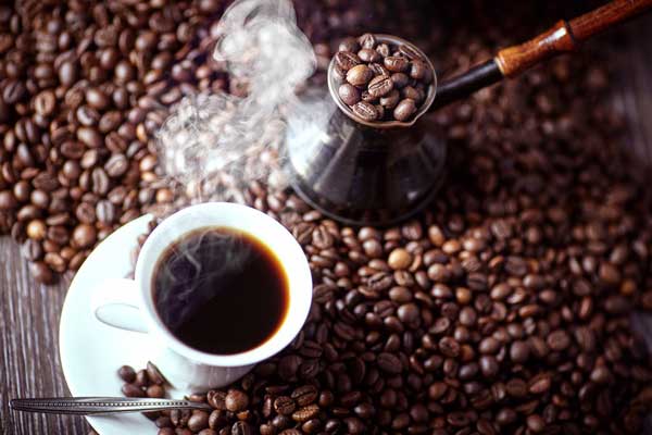 آیا قهوه می تواند باعث سرطان شود، آن را درمان یا از آن پیشگیری کند